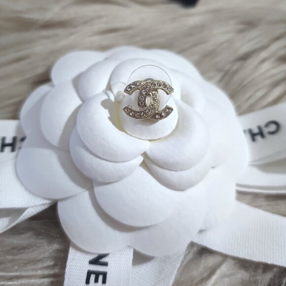 17V Authentic CHANEL Classic Mini CC Earrings - Picture 9 of 12